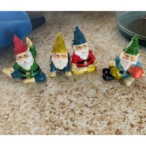 4 Pieces Mini Garden Gnomes, Outdoor Fairy Miniature Statue Accessories